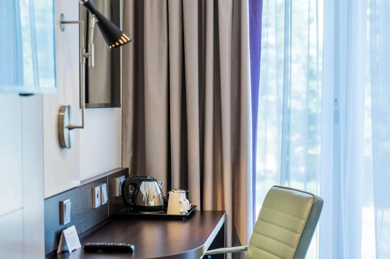 ***  AZIMUT Hotel Colonia Germania