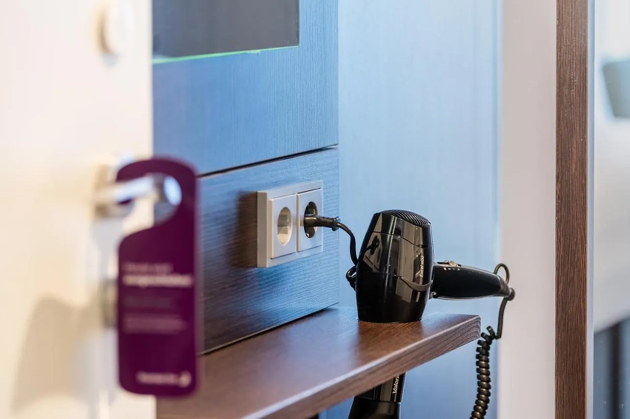 AZIMUT Hotel Colonia