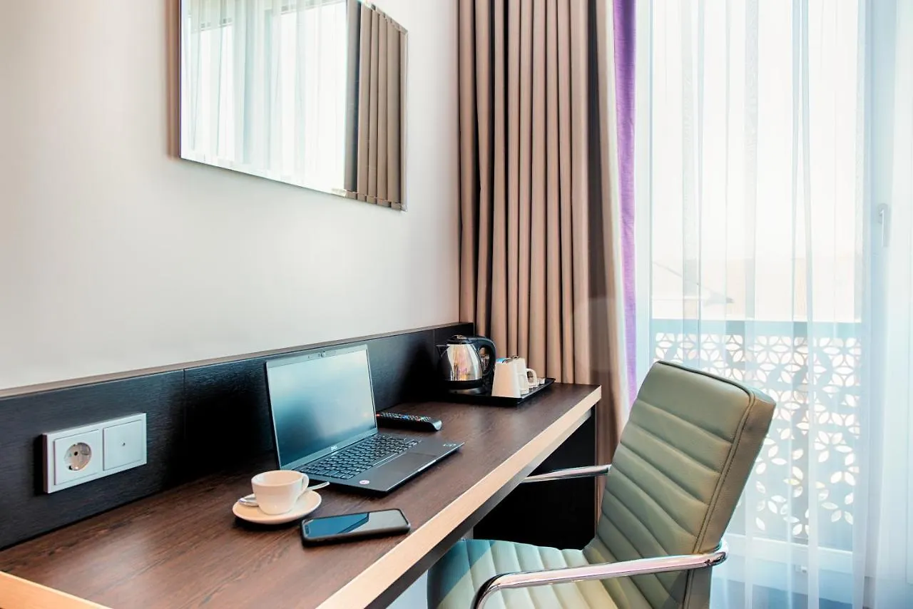 AZIMUT Hotel Colonia