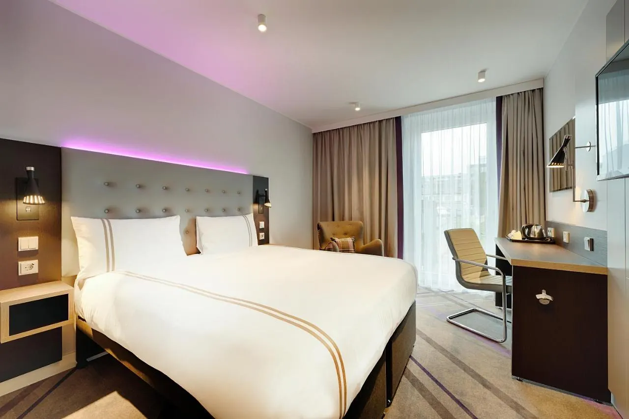 *** Szálloda Premier Inn Koln City Mediapark Németország