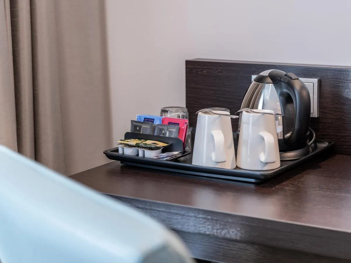 Premier Inn Koln City Mediapark Szálloda