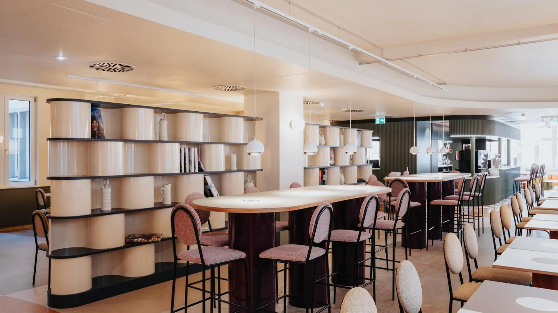 Premier Inn Koln City Mediapark Кёльн